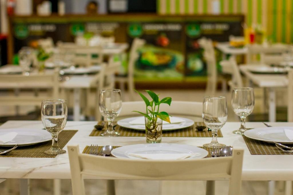 Colomadu Assalaam Syariah Hotel Solo מראה חיצוני תמונה