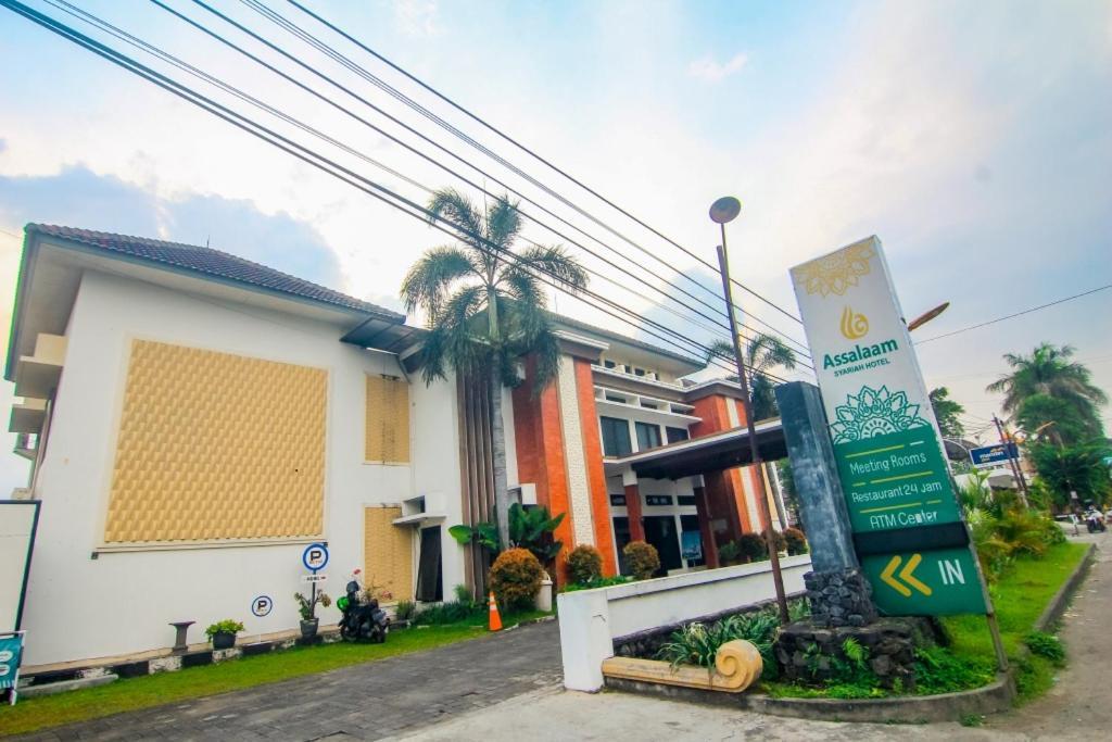 Colomadu Assalaam Syariah Hotel Solo מראה חיצוני תמונה