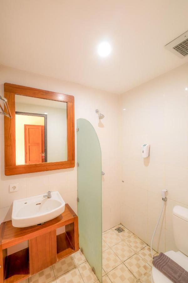 Colomadu Assalaam Syariah Hotel Solo מראה חיצוני תמונה