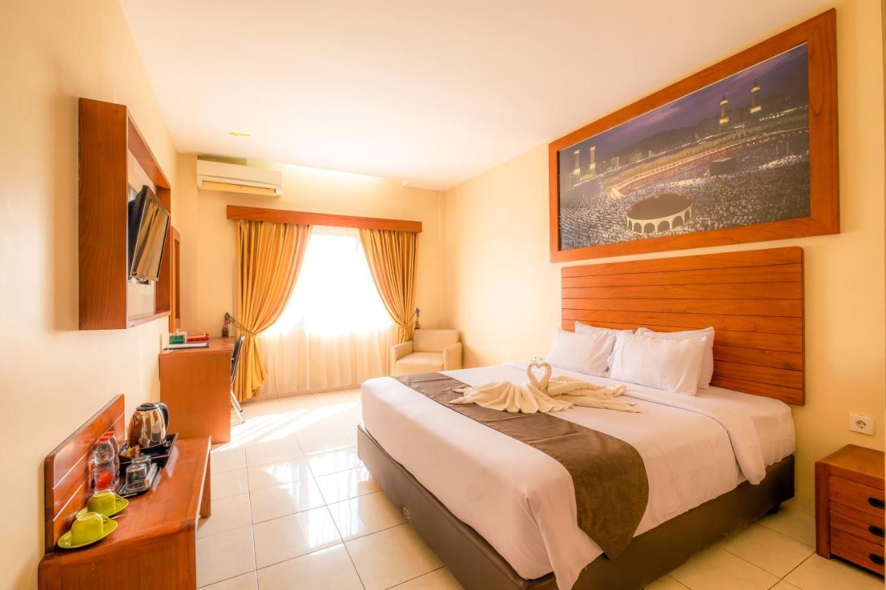 Colomadu Assalaam Syariah Hotel Solo מראה חיצוני תמונה