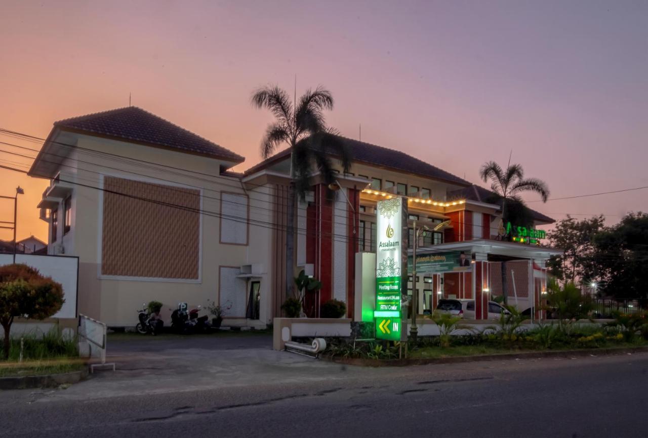 Colomadu Assalaam Syariah Hotel Solo מראה חיצוני תמונה