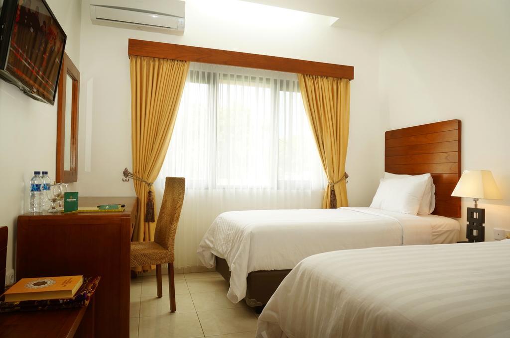 Colomadu Assalaam Syariah Hotel Solo מראה חיצוני תמונה